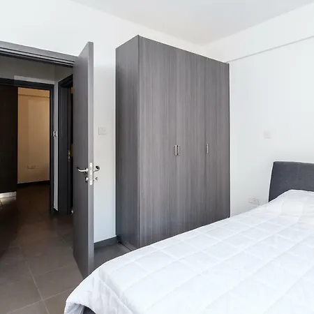 Book Me Now Central Flat Larnaka