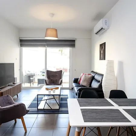 Book Me Now Central Flat Apartment Larnaka